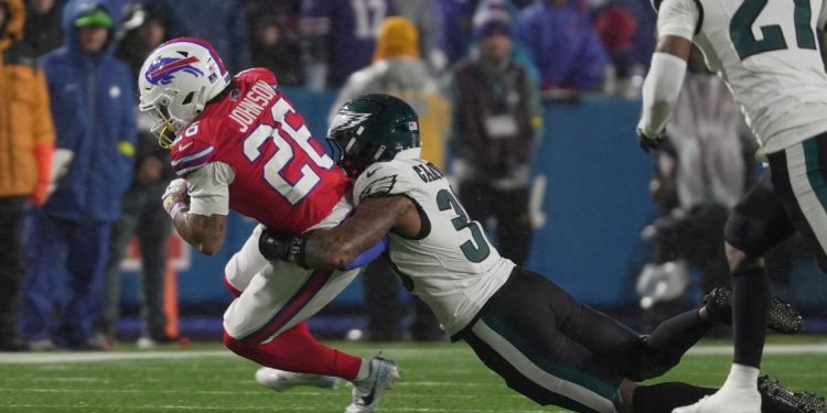 Eagles rookie report card: Jihaad Campbell looked good in return to the starting lineup