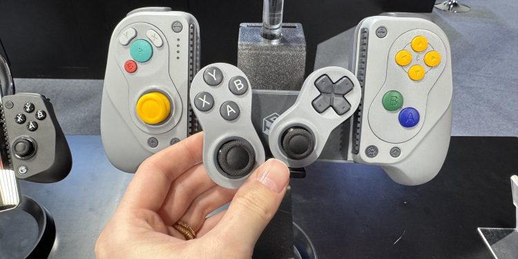 CES 2026: Gaming Controllers Are Going Modular This Year