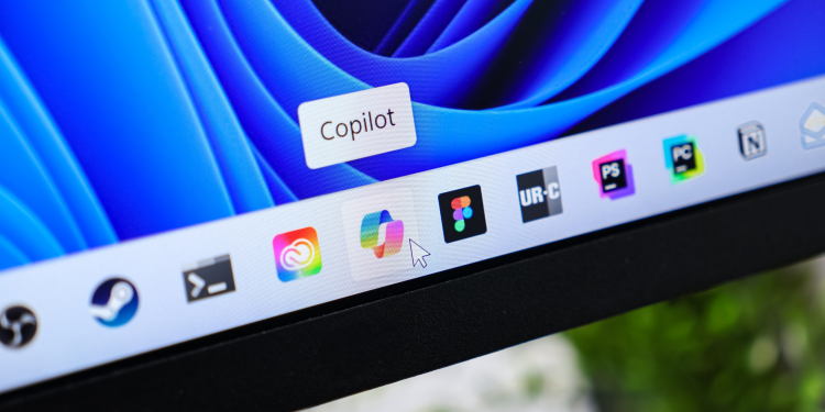 This Free Script Disables Every AI Feature in Windows 11