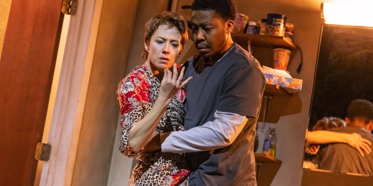 Carrie Coon on Broadway’s ‘Bug,’ ‘White Lotus’ Memes, Reading the Reviews, and Longing to Be an Action Hero