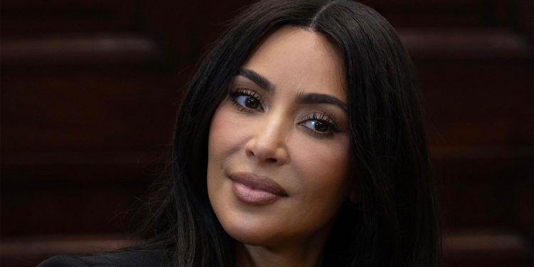 No, Those Aren’t Really ‘Holes’ in Kim Kardashian’s Brain