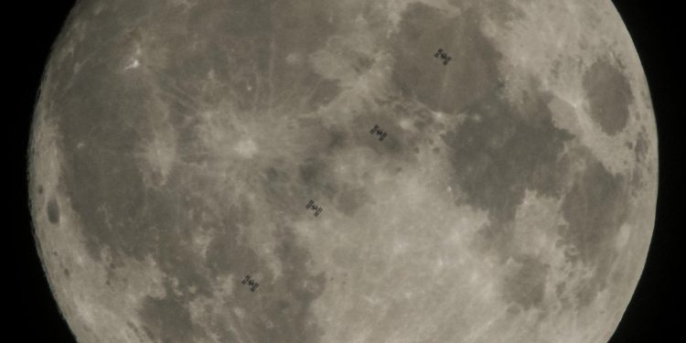 Space Station Research Contributes to Artemis II