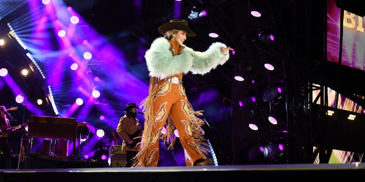 CBS’ ‘New Year’s Eve Live: Nashville’s Big Bash’ Special Faces Mid-Show Outage
