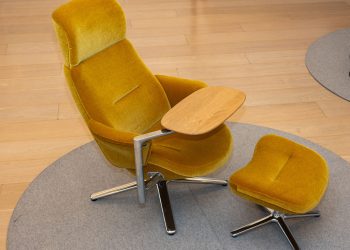 Humanscale’s New $15K Lounge Chair Is the Ultimate Home Office Workstation