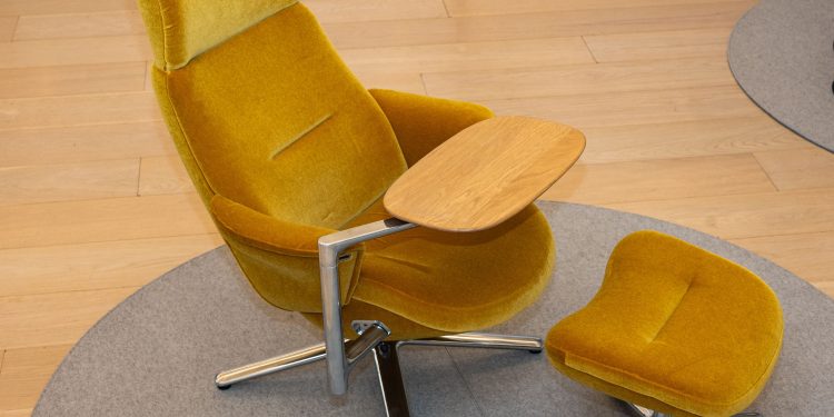 Humanscale’s New $15K Lounge Chair Is the Ultimate Home Office Workstation