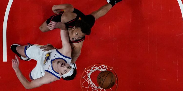 Dyson Daniels scores 28 as the Hawks beat the Warriors 126-110