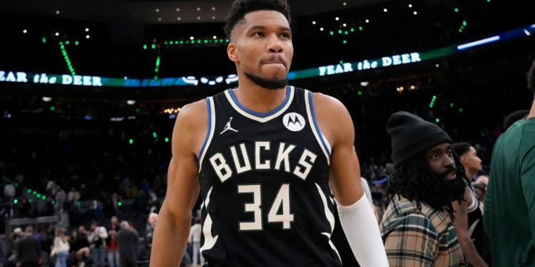 Bucks rebuked by NBPA over Giannis dispute