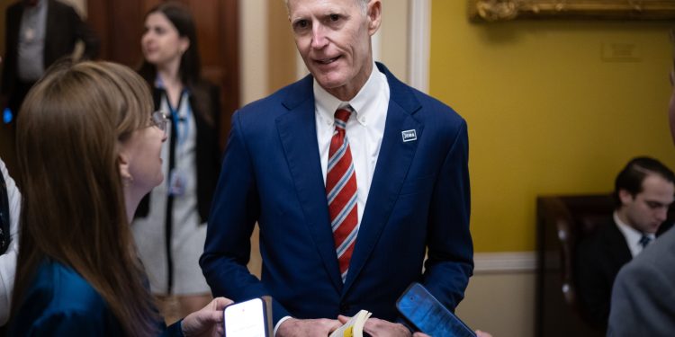 Rick Scott sues contractor over leaked tax returns