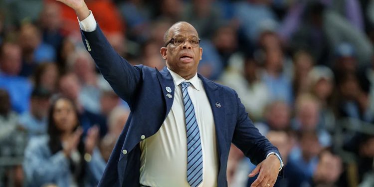 UNC's divorce from Hubert Davis opens door for Tar Heels to regain deserved relevance