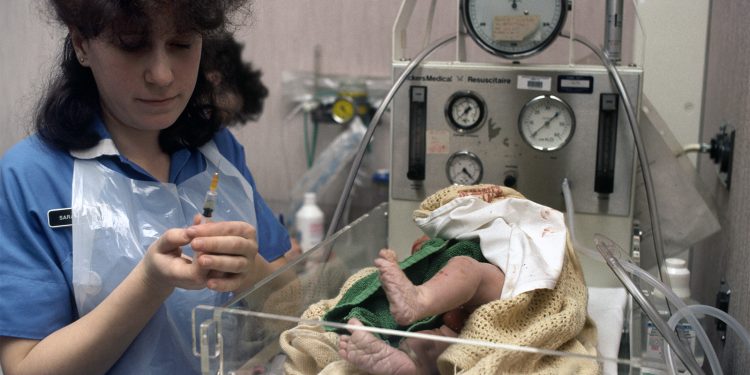 More Parents Say ‘No’ to Vitamin K Shots for Newborns