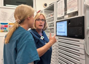 ‘You Aren’t Trapped’: Hundreds of US Nurses Choose Canada Over Trump’s America
