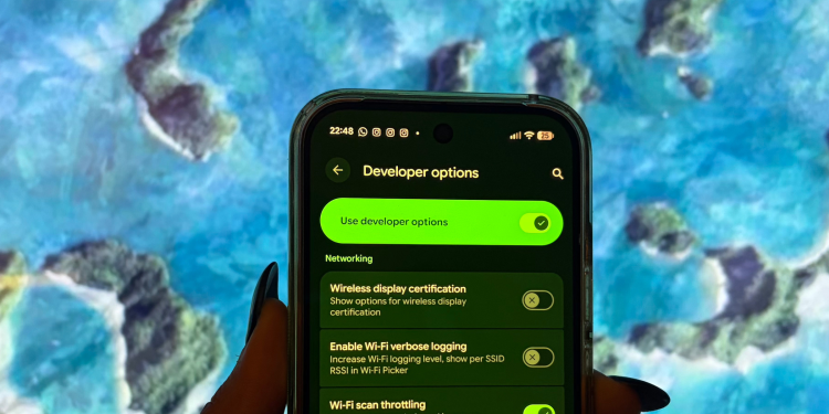 This one Developer Options setting actually makes old Android phones faster