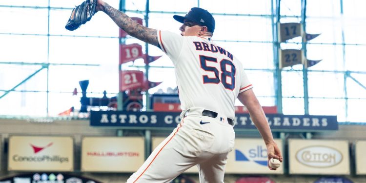Astros put ace Brown on IL with shoulder strain