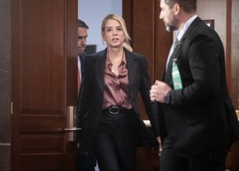 Pam Bondi still on the hook for Epstein testimony, Oversight panel says