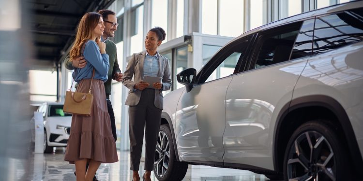 Thinking about leasing a car in 2026? Here’s when the math actually makes sense