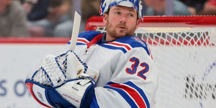 Quick, 40, 3-time Cup champion, plays last game