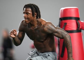 NFL Analyst Raises Red Flags Over Arvell Reese’s Fit As Edge Rusher on PFSN’s Football Debate Club