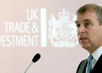 MPs back release of files about hiring of former prince as UK trade envoy