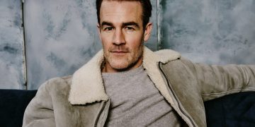 James Van Der Beek Said He Overlooked an Early Colorectal Cancer Symptom. Here Are 6 Subtle Signs