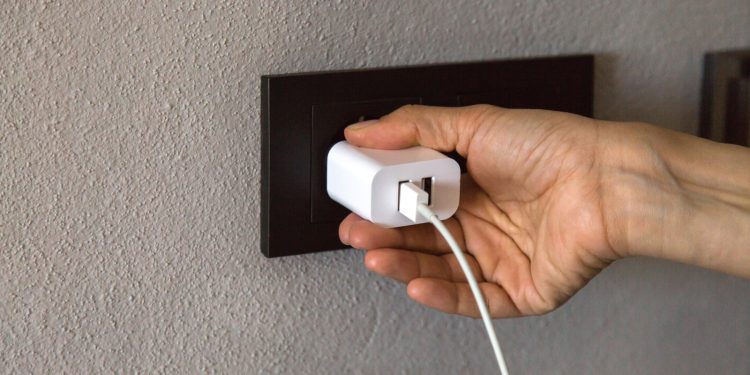 4 Reliable USB Charger Brands That Can Compete With Anker