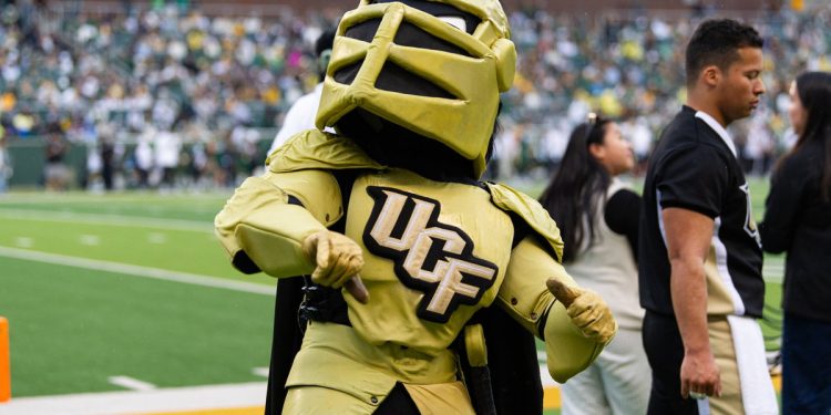 Longtime UCF Football Staffer Steps Down On Sunday