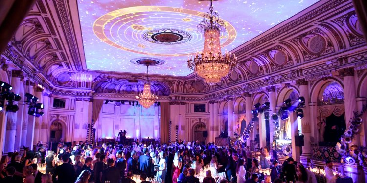 To Save Venice, a Fairytale