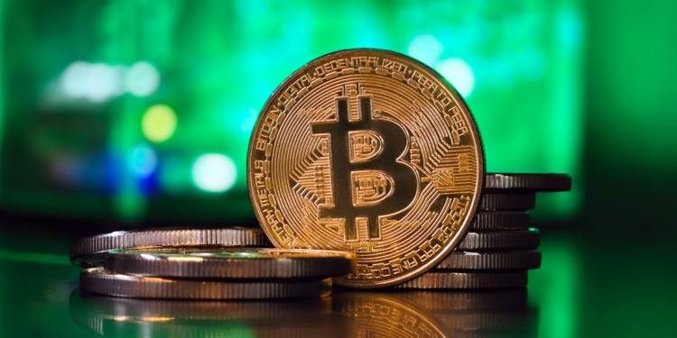 Bitcoin STH Holds Steady: No Panic Amid Middle East Conflict – Details