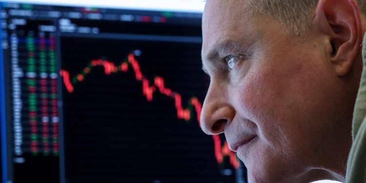 Wall St futures slide as Middle East conflict expected to drag on