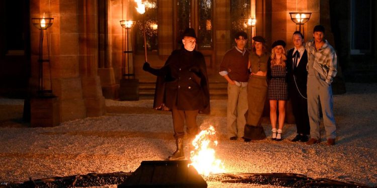Broken Pinky Promises and Backstabbing: ‘The Traitors’ Season 4 Wraps With Dramatic Victory