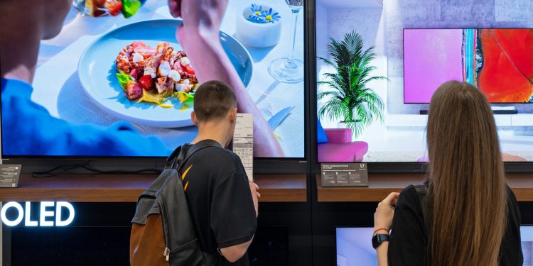 4 Reasons Upgrading To An OLED TV Might Not Be Worth It