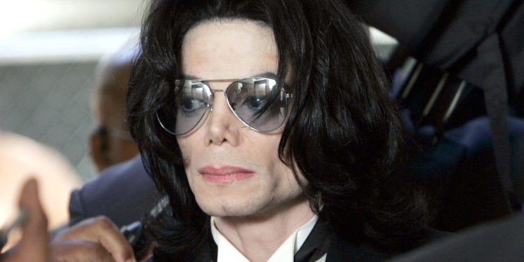 Michael Jackson Former Family Friends Reportedly Sue His Estate For Alleged Sex Trafficking & Abuse