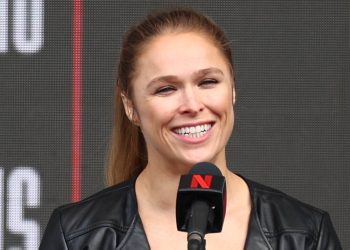 Ronda Rousey shares career advice for other female fighters