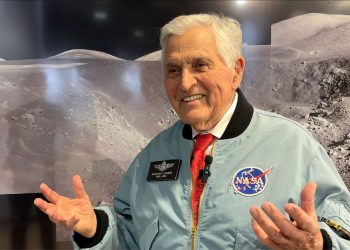 Q&A: Apollo astronaut Schmitt talks about getting back to the moon and life in the universe