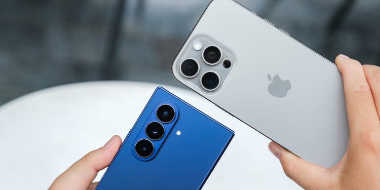 5 Reasons I Chose Android Over iPhone As A Power User