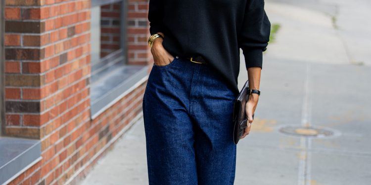 15 Capsule Wardrobe Essentials for Every Woman in 2026