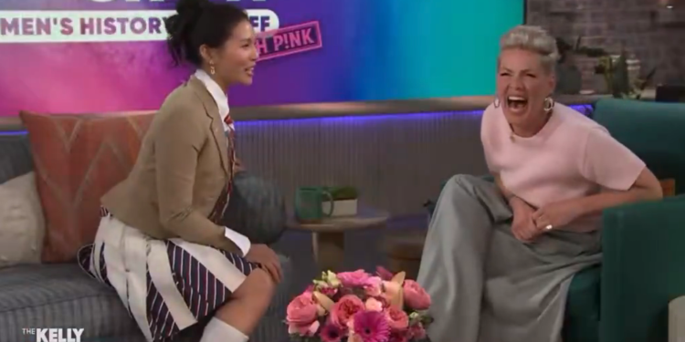 People Are Obsessed With This Seriously Awkward Video Of Chloe Kim Mistaking Kelly Clarkson’s Song For Pink’s