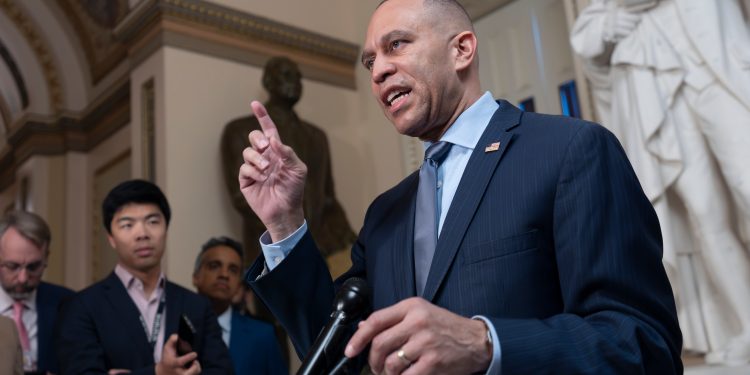 Jeffries says AI data centers will be Dem priority