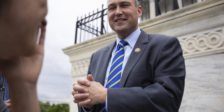 GOP member presses Johnson to hold vote on DHS funding as conservatives balk