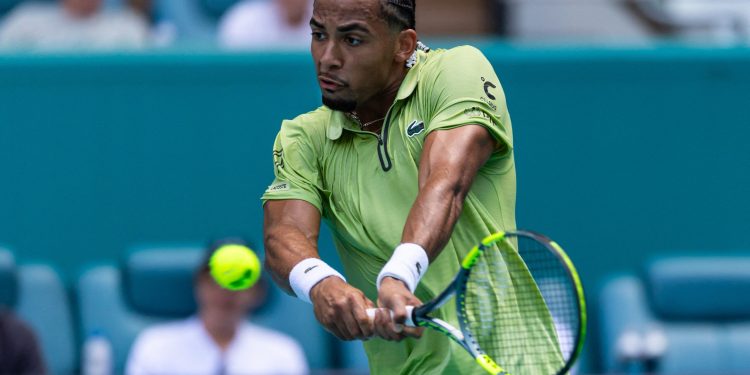 Arthur Fils vs Tomás Martín Etcheverry Preview: Head-to-Head, Prediction for Madrid Open 2026