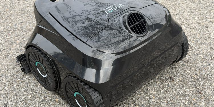 The Wybot B1 is a robotic cordless pool cleaner that ditches the cables without blowing out your budget