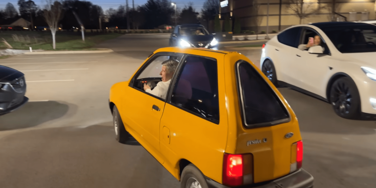 Tennessee man uses lasers to make the world’s thinnest car