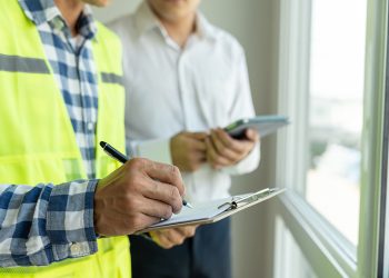 One in five UK construction firms never measure productivity, RICS survey shows