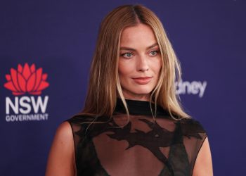 Margot Robbie Just Cosigned the Pageboy Bob Haircut for Spring