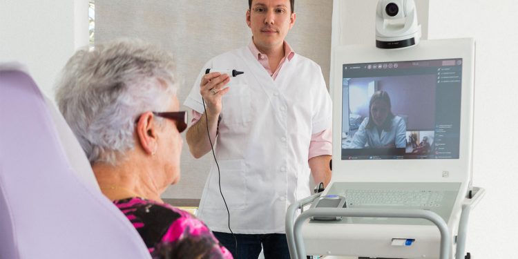 Virtual Neuro Rounds Better Than On-Site Consults in Subacute Stroke Care