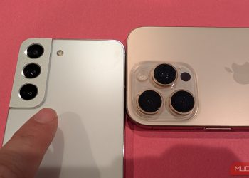 4 ways Samsung’s old Galaxy S22 camera still beats my iPhone