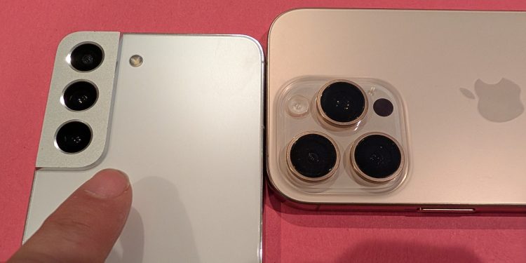 4 ways Samsung’s old Galaxy S22 camera still beats my iPhone
