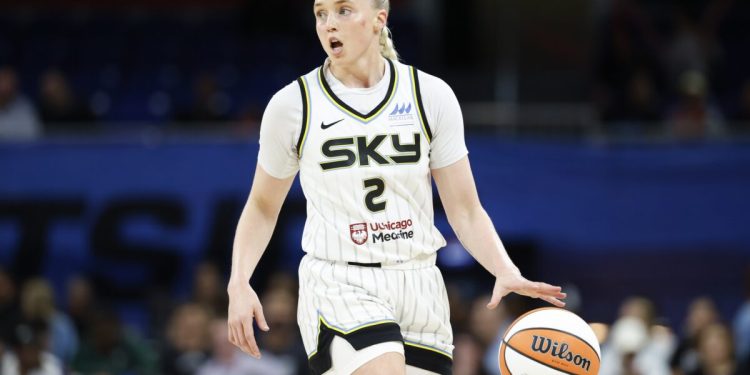 “One Dirty Organization”: Chicago Community Left Fuming Over Front Office’s Decision to Waive Hailey Van Lith