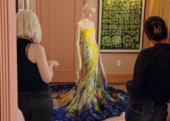 The Story Behind Emma Chamberlain’s Hand-Painted Gown for the Met Gala 2026
