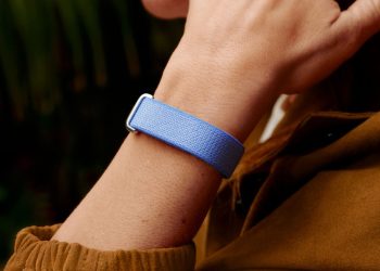 You can score the Google Fitbit Air for free when you trade in your old wearable at the Google Store