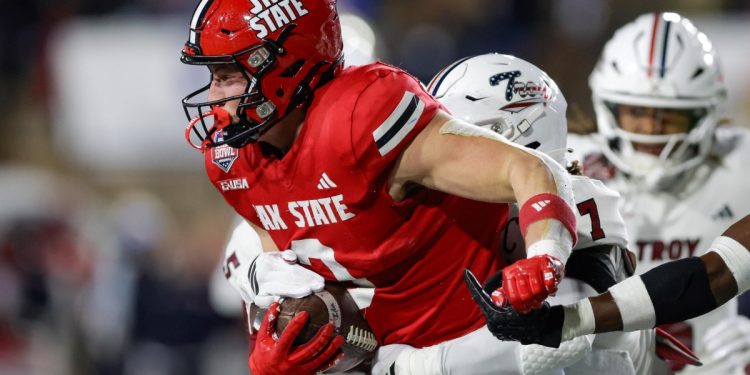 Saints sign minicamp standout receiver Brock Rechsteiner